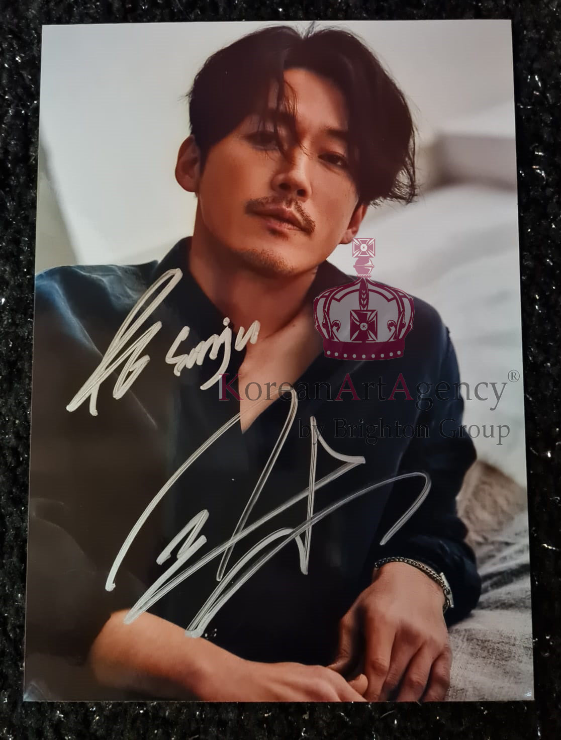 Personalized Autograph (Korean Artist, Kpop Idol, Chinese Artist, Etc.)