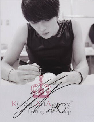 Personalized Autograph (Korean Artist, Kpop Idol, Chinese Artist, Etc.)