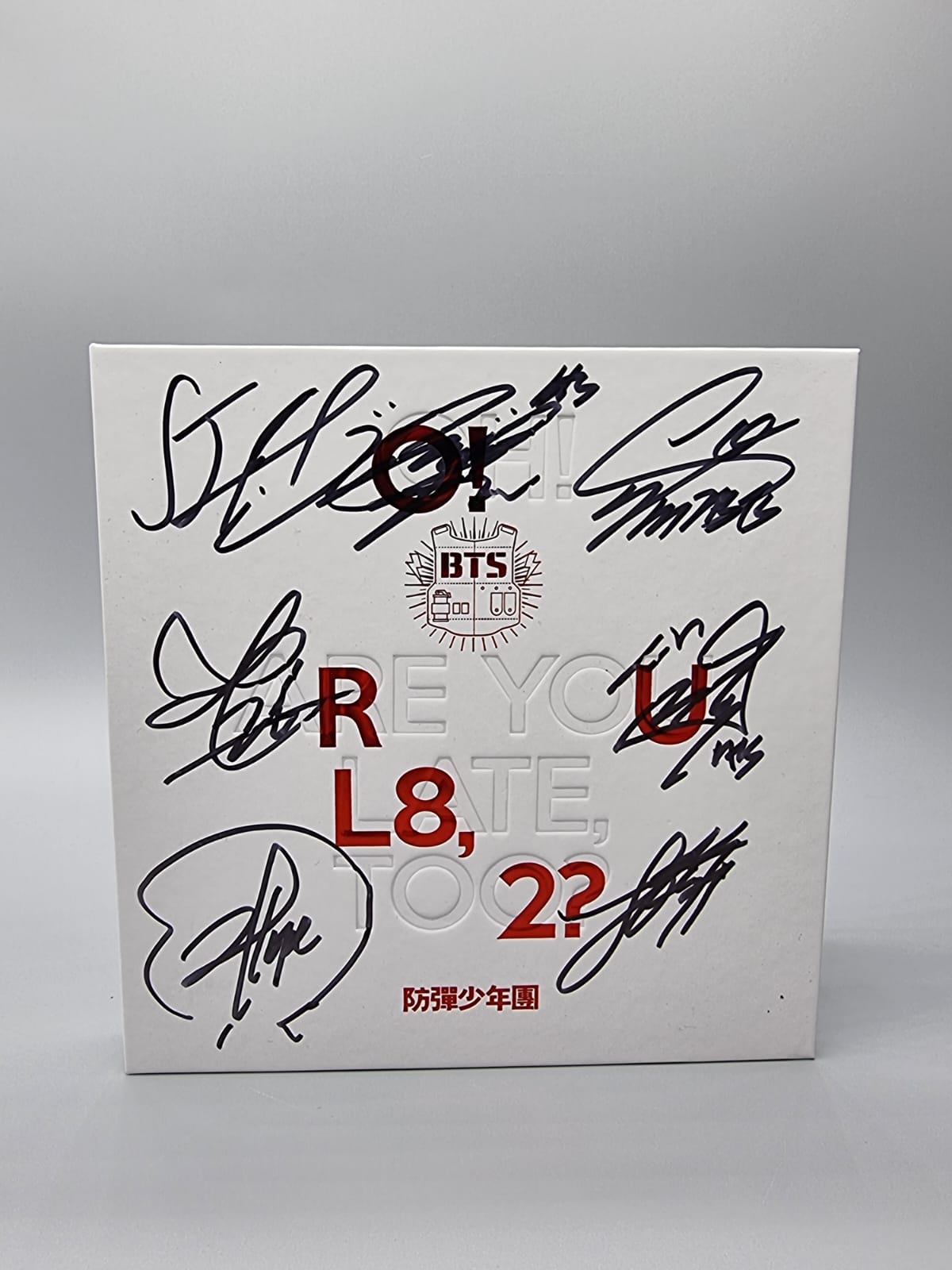 BTS O!RUL8,2? Oh! Are you late, too 1st Mini Album Suga Jin V Jungkook RM JHope Jimin Autographed LIMITED RARE