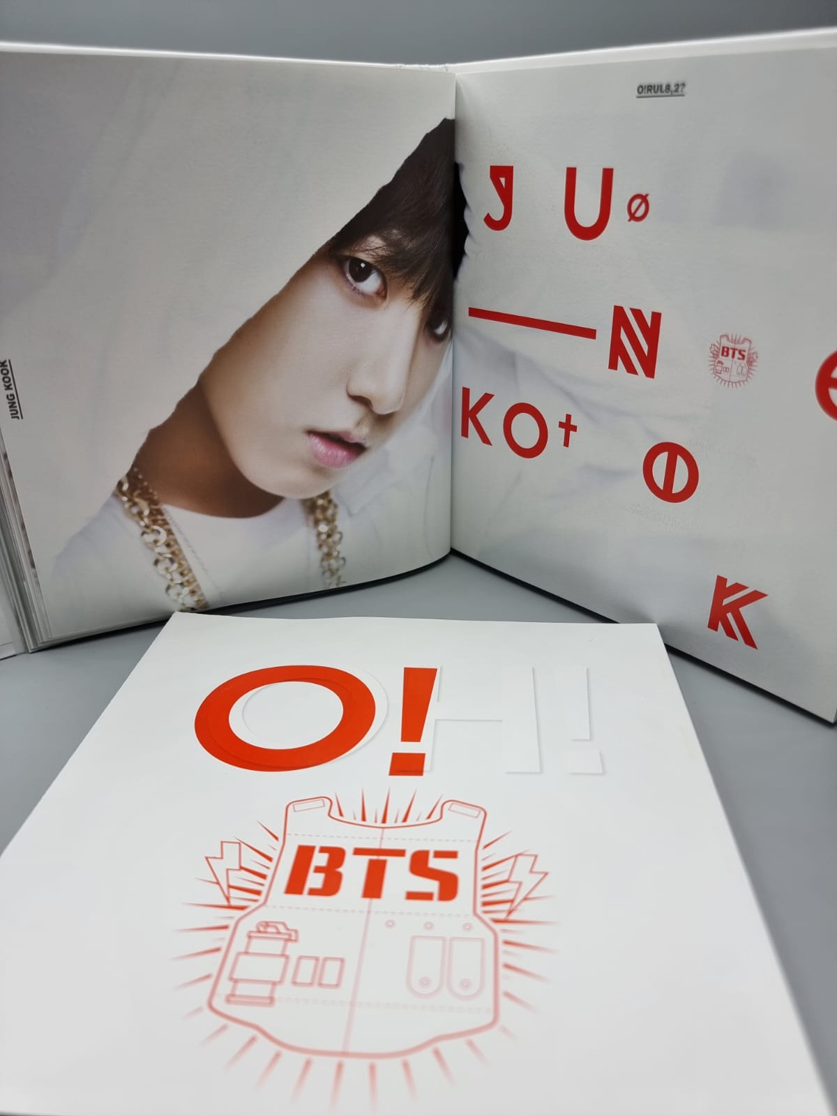 BTS O!RUL8,2? Oh! Are you late, too 1st Mini Album Suga Jin V Jungkook RM JHope Jimin Autographed LIMITED RARE