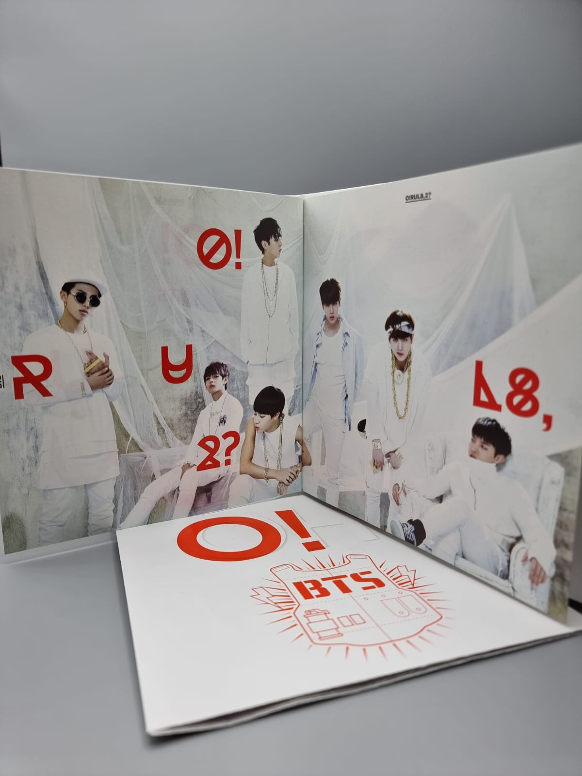 BTS O!RUL8,2? Oh! Are you late, too 1st Mini Album Suga Jin V Jungkook RM JHope Jimin Autographed LIMITED RARE