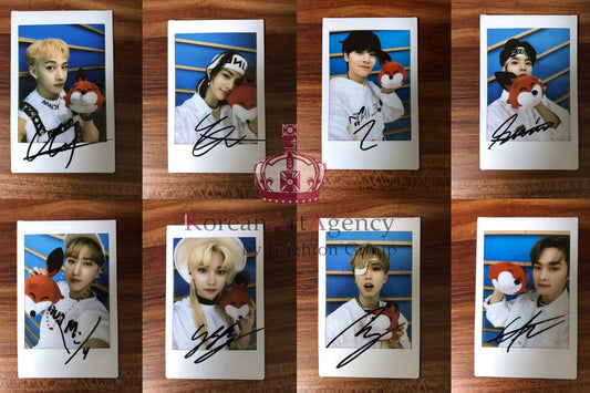 Stray Kids Set 8pcs Photocards Individual Autographed Bang Chan Lee Know Changbin Hyunjin Han Felix Seungmin I.N